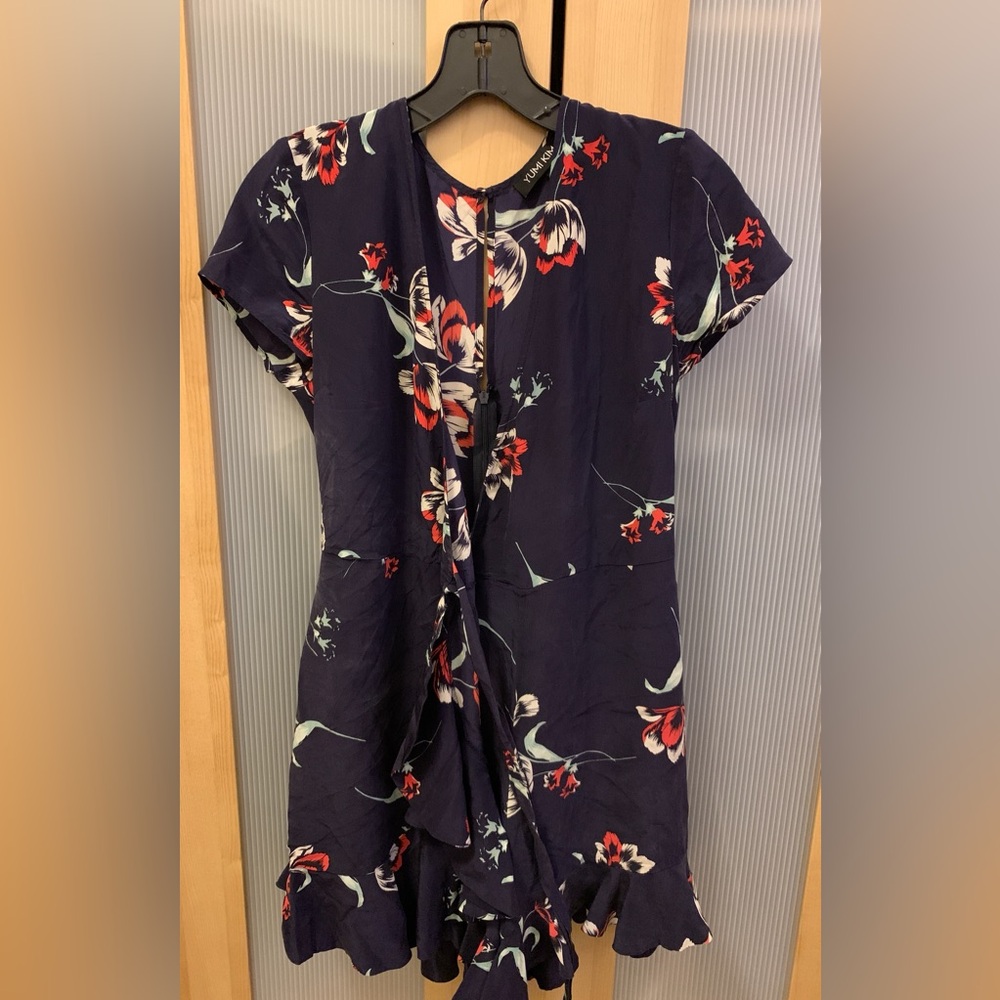 Yumi Kim floral print 100% silk wrap mini dress Size XS